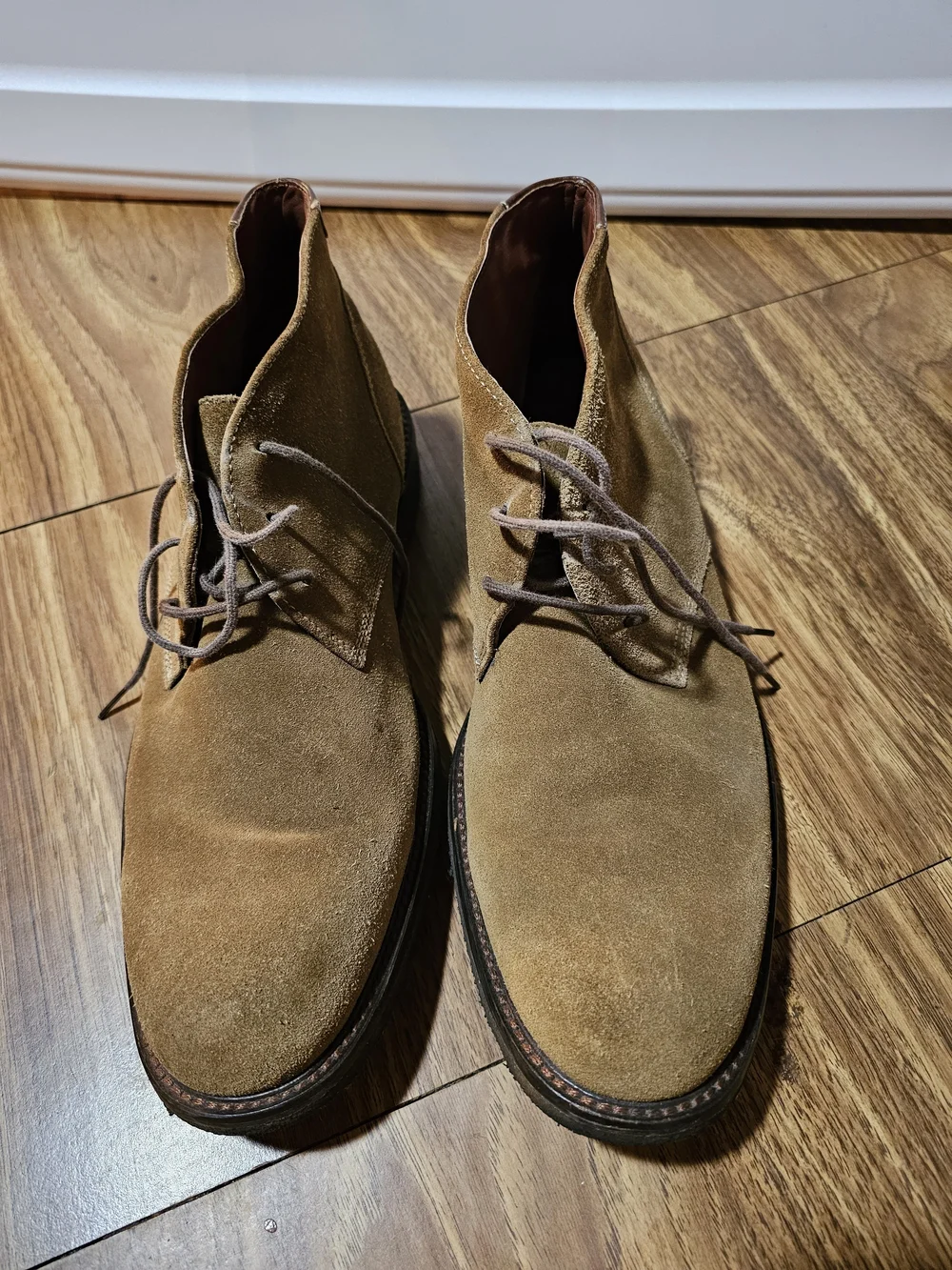 Johnston & Murphy Men's Suede Chukka Boots in Brown